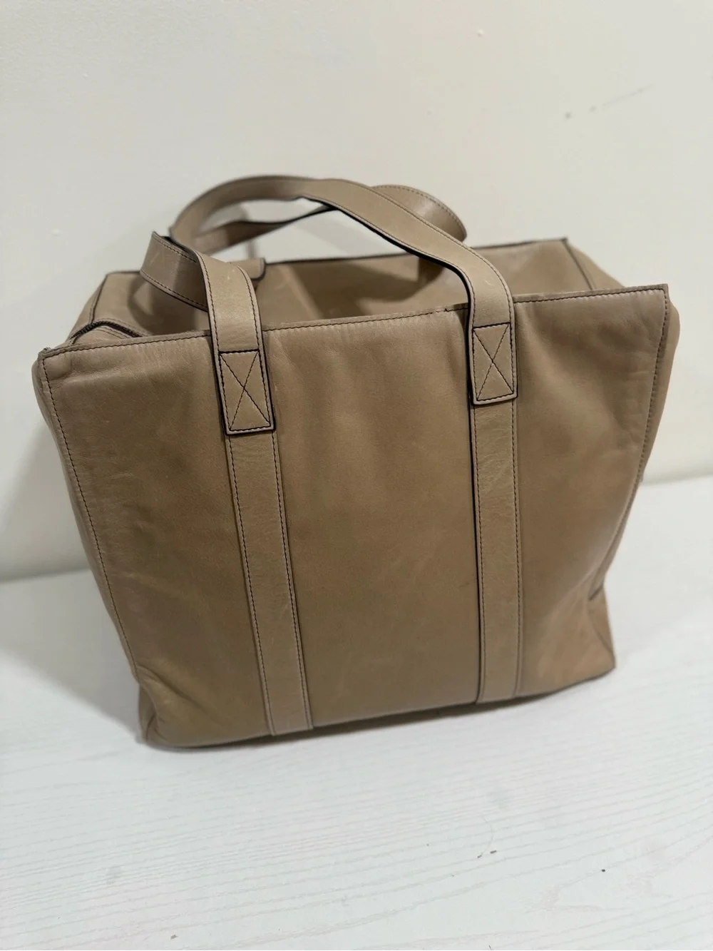 Men's Leather Duffel Tote in Taupe - Classic Everyday Carry